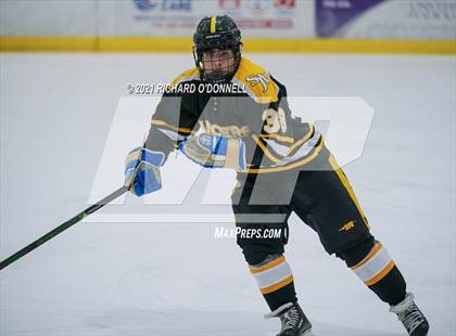 Thumbnail 1 in St. John-Vianney vs Monroe Township photogallery.