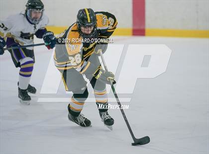 Thumbnail 3 in St. John-Vianney vs Monroe Township photogallery.