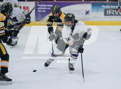 Thumbnail 3 in St. John-Vianney vs Monroe Township photogallery.