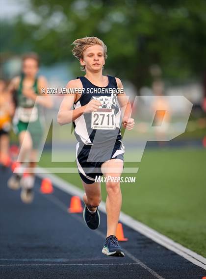 Thumbnail 3 in KHSAA Class A Region 3 Track and Field Championships photogallery.