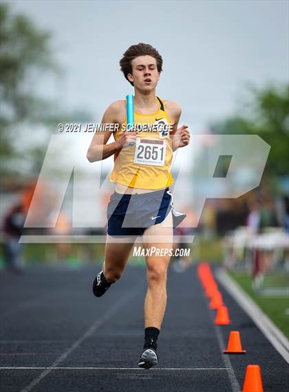 Thumbnail 3 in KHSAA Class A Region 3 Track and Field Championships photogallery.