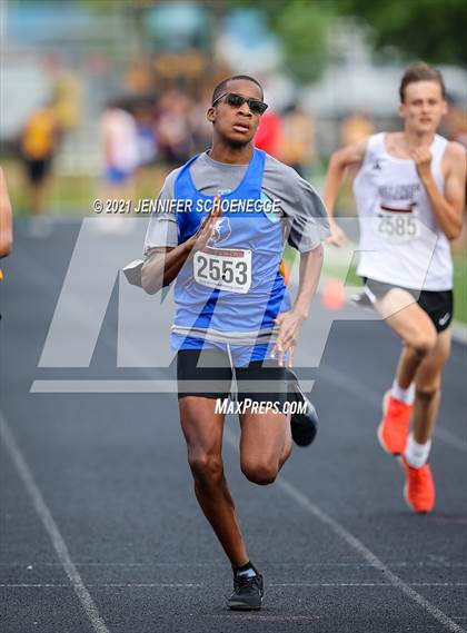 Thumbnail 3 in KHSAA Class A Region 3 Track and Field Championships photogallery.