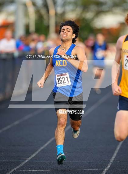 Thumbnail 2 in KHSAA Class A Region 3 Track and Field Championships photogallery.