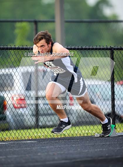 Thumbnail 1 in KHSAA Class A Region 3 Track and Field Championships photogallery.