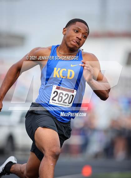 Thumbnail 2 in KHSAA Class A Region 3 Track and Field Championships photogallery.