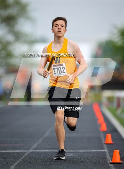 Thumbnail 3 in KHSAA Class A Region 3 Track and Field Championships photogallery.
