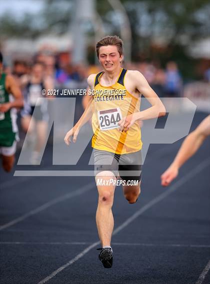Thumbnail 3 in KHSAA Class A Region 3 Track and Field Championships photogallery.