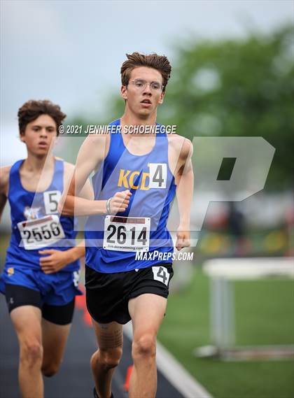 Thumbnail 3 in KHSAA Class A Region 3 Track and Field Championships photogallery.