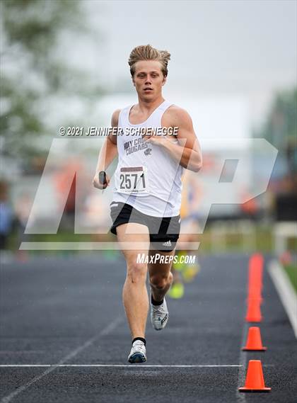 Thumbnail 3 in KHSAA Class A Region 3 Track and Field Championships photogallery.