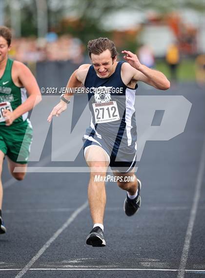 Thumbnail 1 in KHSAA Class A Region 3 Track and Field Championships photogallery.