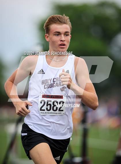 Thumbnail 2 in KHSAA Class A Region 3 Track and Field Championships photogallery.
