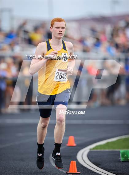 Thumbnail 2 in KHSAA Class A Region 3 Track and Field Championships photogallery.