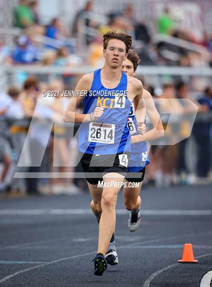 Thumbnail 2 in KHSAA Class A Region 3 Track and Field Championships photogallery.