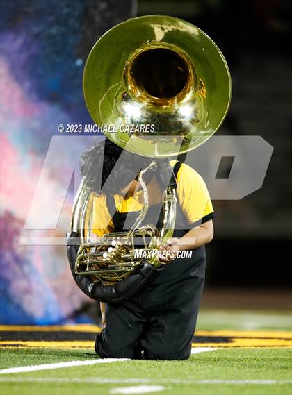 Thumbnail 3 in Youngker @ Marcos de Niza photogallery.