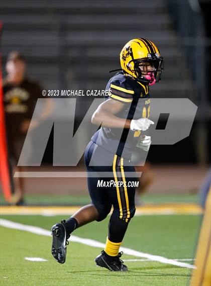 Thumbnail 2 in Youngker @ Marcos de Niza photogallery.