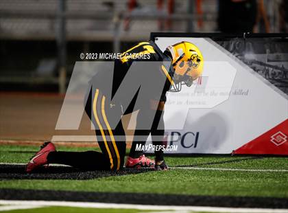 Thumbnail 1 in Youngker @ Marcos de Niza photogallery.