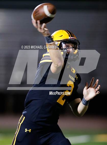 Thumbnail 1 in Youngker @ Marcos de Niza photogallery.