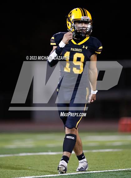 Thumbnail 1 in Youngker @ Marcos de Niza photogallery.