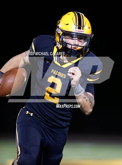 Thumbnail 3 in Youngker @ Marcos de Niza photogallery.