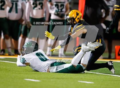 Thumbnail 3 in Youngker @ Marcos de Niza photogallery.