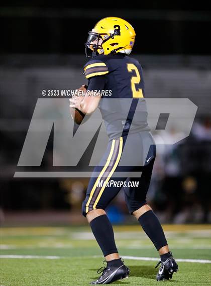Thumbnail 3 in Youngker @ Marcos de Niza photogallery.