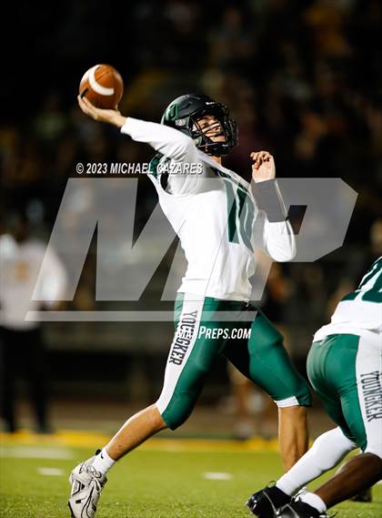 Thumbnail 1 in Youngker @ Marcos de Niza photogallery.