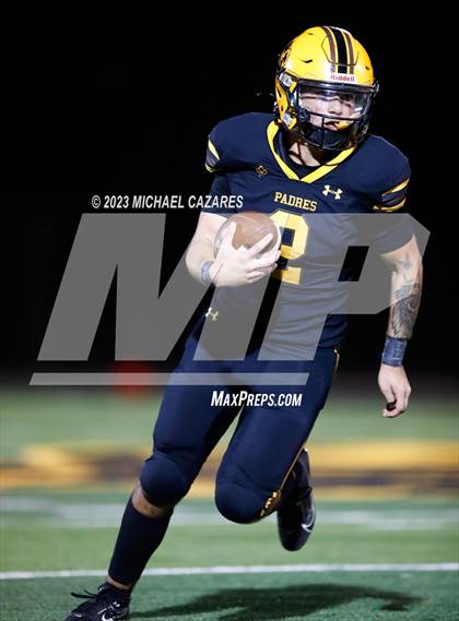 Thumbnail 2 in Youngker @ Marcos de Niza photogallery.