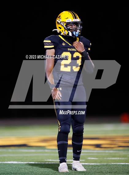 Thumbnail 3 in Youngker @ Marcos de Niza photogallery.