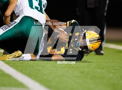 Thumbnail 3 in Youngker @ Marcos de Niza photogallery.