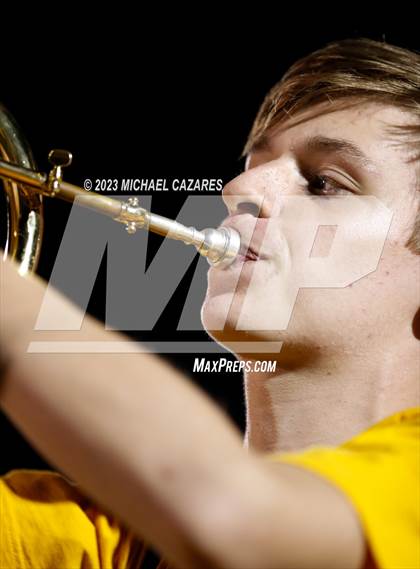 Thumbnail 2 in Youngker @ Marcos de Niza photogallery.