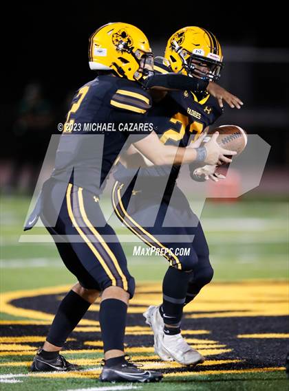 Thumbnail 2 in Youngker @ Marcos de Niza photogallery.