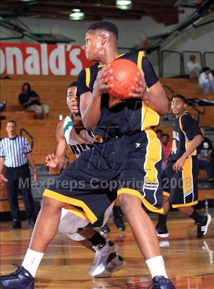 Thumbnail 2 in Marshall vs. Berkner (McDonald's Texas Invitational) photogallery.