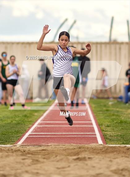 Thumbnail 3 in Southern League Track and Field photogallery.