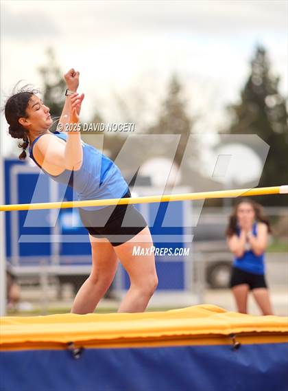 Thumbnail 3 in Southern League Track and Field photogallery.