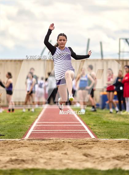 Thumbnail 3 in Southern League Track and Field photogallery.