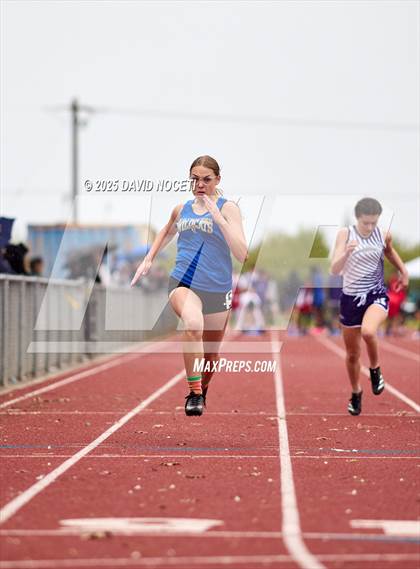 Thumbnail 2 in Southern League Track and Field photogallery.