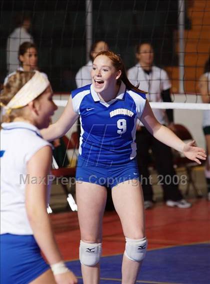 Thumbnail 2 in Lindenhurst vs. West Irondequoit (NYSPHSAA Class AA Pool Play) photogallery.