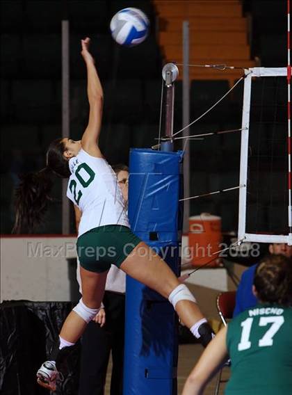 Thumbnail 2 in Lindenhurst vs. West Irondequoit (NYSPHSAA Class AA Pool Play) photogallery.