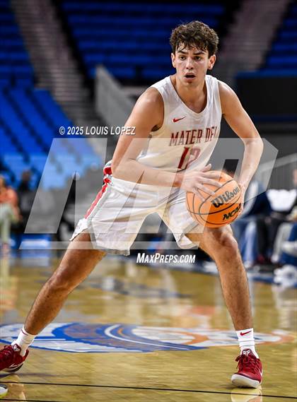 Thumbnail 2 in Crespi vs. Mater Dei photogallery.
