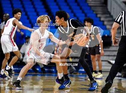 Thumbnail 3 in Crespi vs. Mater Dei photogallery.