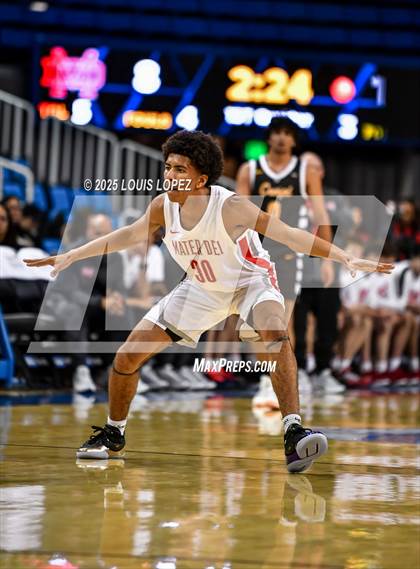 Thumbnail 1 in Crespi vs. Mater Dei photogallery.