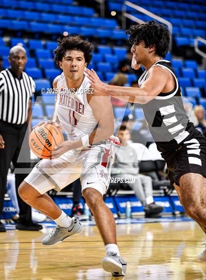 Thumbnail 2 in Crespi vs. Mater Dei photogallery.