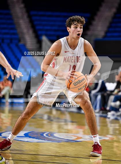 Thumbnail 1 in Crespi vs. Mater Dei photogallery.