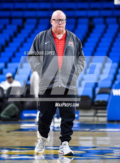 Thumbnail 3 in Crespi vs. Mater Dei photogallery.