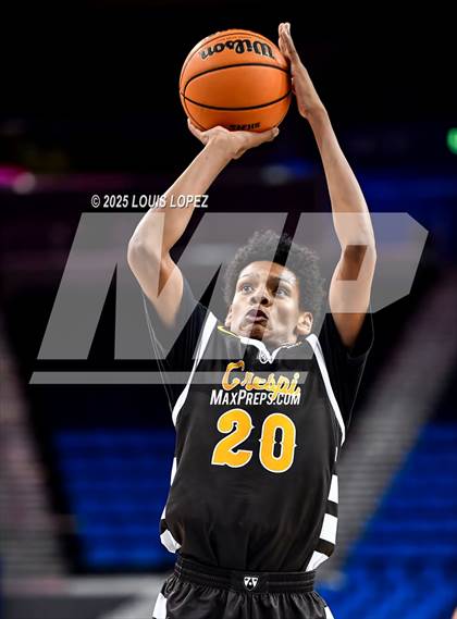 Thumbnail 3 in Crespi vs. Mater Dei photogallery.