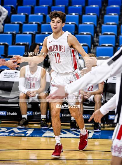 Thumbnail 1 in Crespi vs. Mater Dei photogallery.