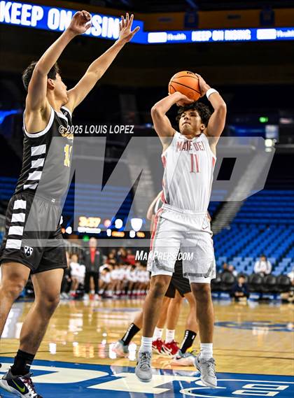 Thumbnail 2 in Crespi vs. Mater Dei photogallery.