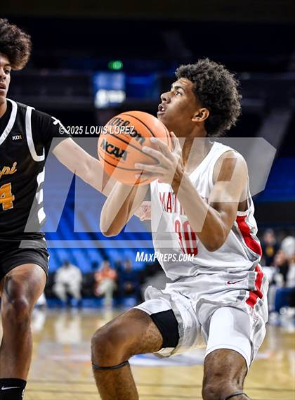 Thumbnail 2 in Crespi vs. Mater Dei photogallery.