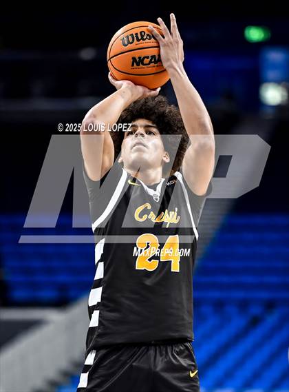 Thumbnail 3 in Crespi vs. Mater Dei photogallery.