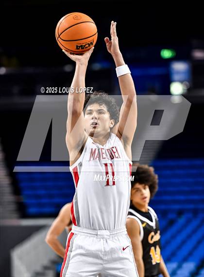 Thumbnail 1 in Crespi vs. Mater Dei photogallery.